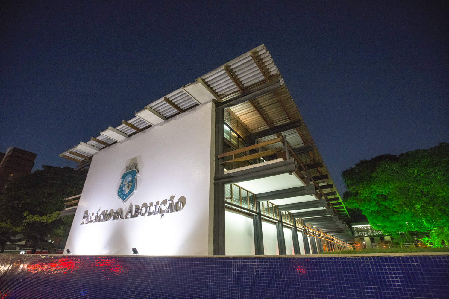 Governo do Ceará decreta ponto facultativo em 2 de abril