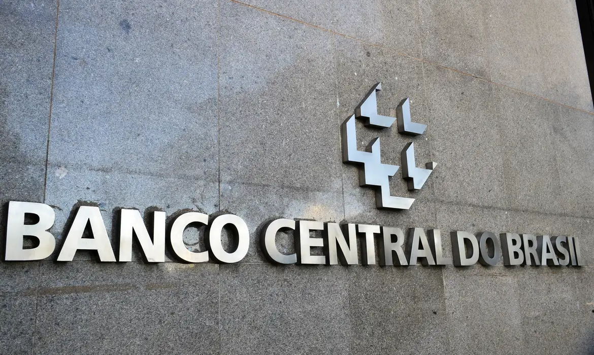 Focus mantém projeção de inflação em 5,02% para 2026